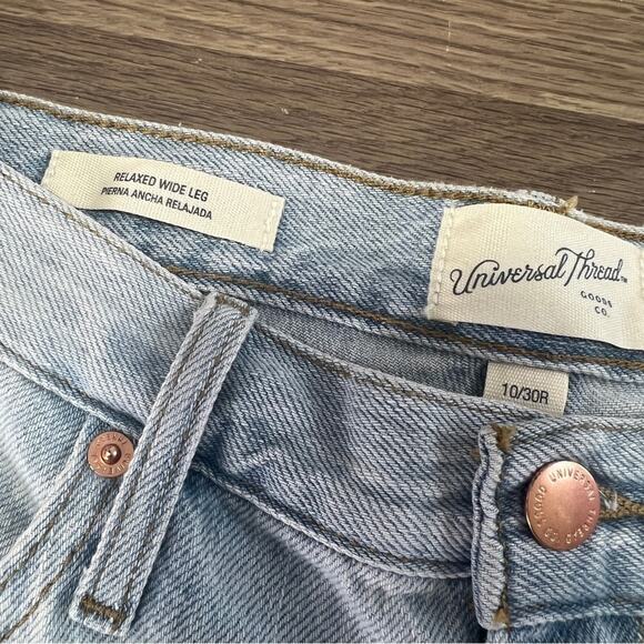 Universal Thread Women's High-Rise Wide Leg Jeans -  Light Wash 10/30 Regular - Picture 7 of 12